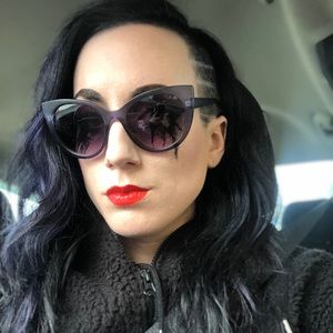 Meet your Posher, Bonnie